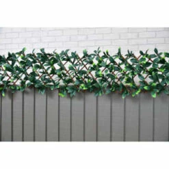 B&M Expanding Artificial Laurel Leaf Trellis 180 X 30cm 7 B&M Expanding Artificial Laurel Leaf Trellis 180 X 30cm -Home Furnishing Shop 379971 expanding laurel leaf trellis 180x30cm 2