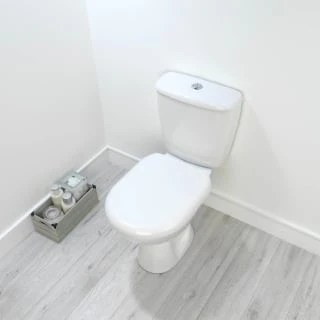 Beldray D Shaped Toilet Seat - White 2 Beldray D Shaped Toilet Seat - White
